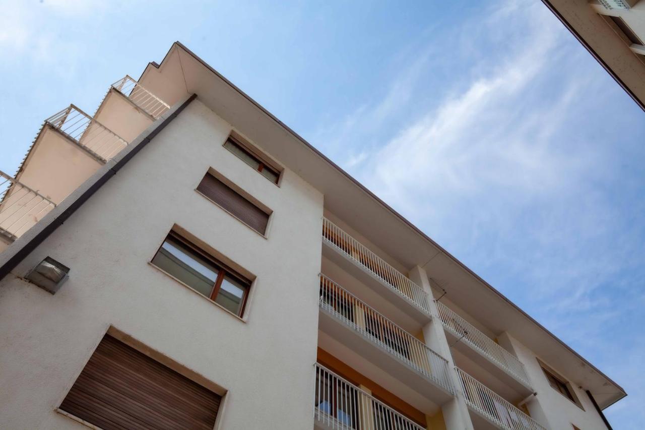 Attico Panoramico In Centro - Civetta Apartamento Belluno Exterior foto