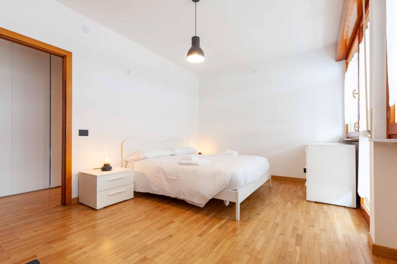 Attico Panoramico In Centro - Civetta Apartamento Belluno Exterior foto